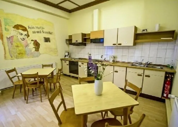 Campinghotel Eulenburg - *